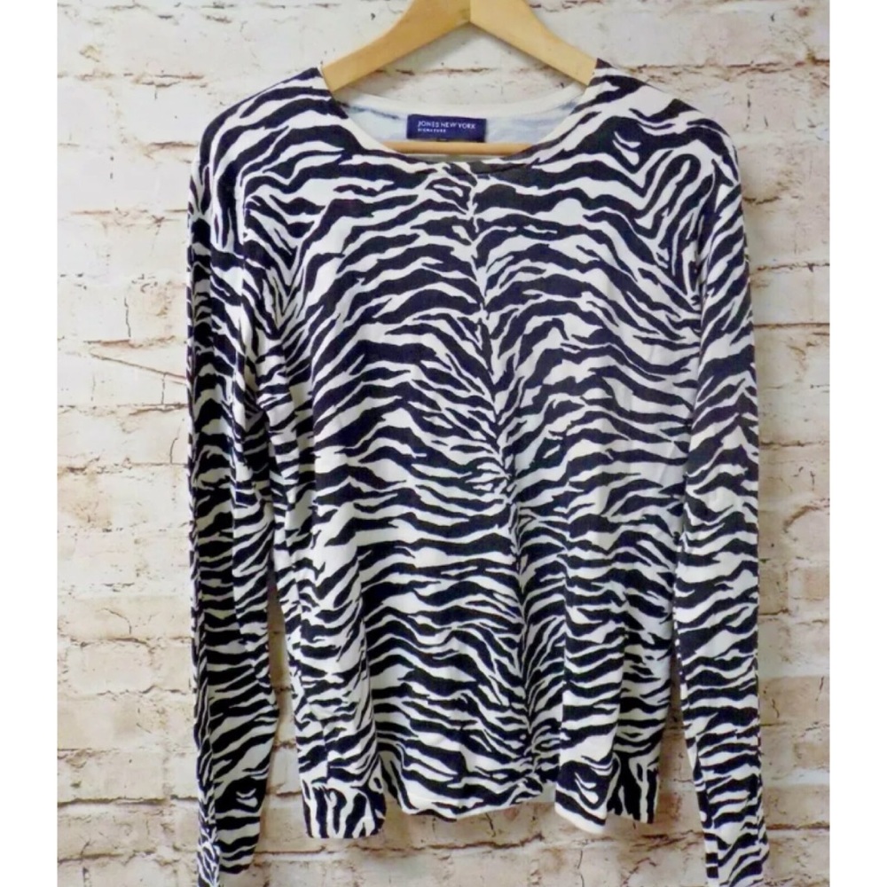 Jones New York Animal Print Zebra Knit Top